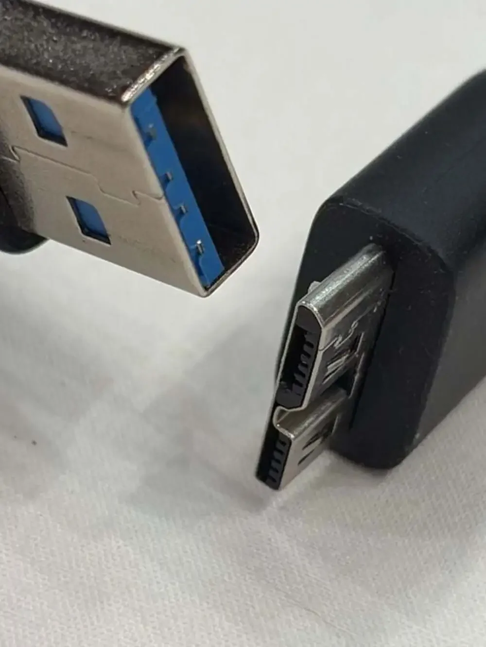 USB 3.0 Type-A to Micro-B Data Cable (Part Number 4064-705107-020)